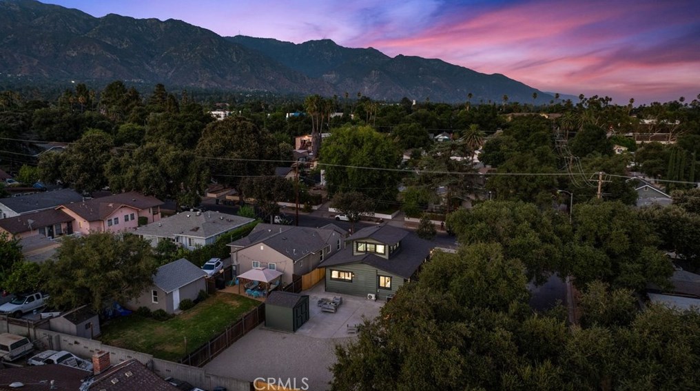 1901 Navarro Ave, Pasadena CA  91103-1551 exterior