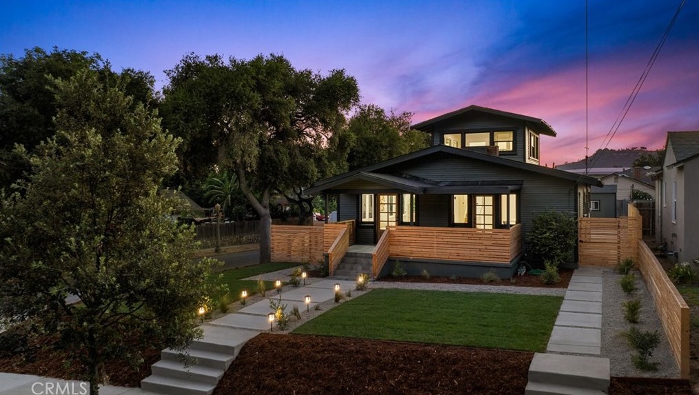 1901 Navarro Ave, Pasadena CA  91103-1551 exterior