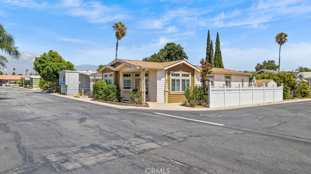 2139 E 4th St #84, Ontario, CA 91764