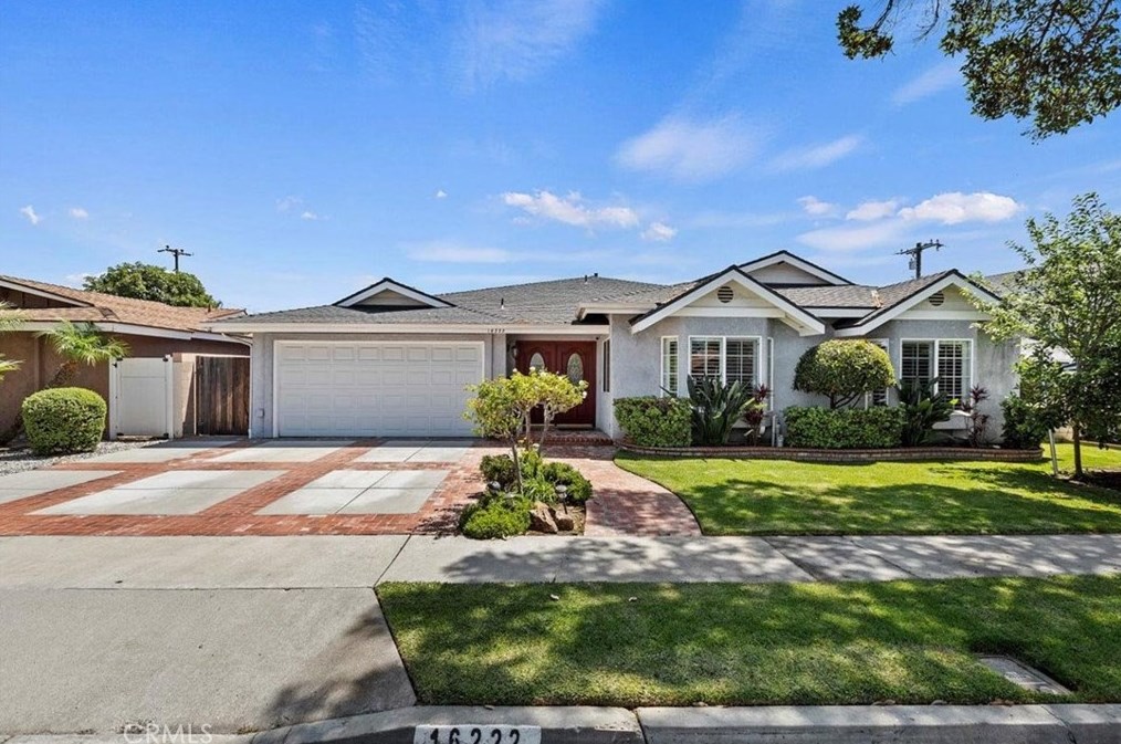 16222 Chipper Ln, Huntington Beach, CA 92649