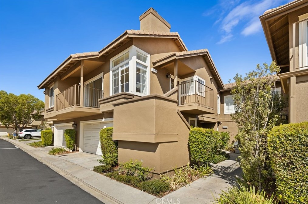 8115 E Oak Ridge Circle, Anaheim, CA 92808