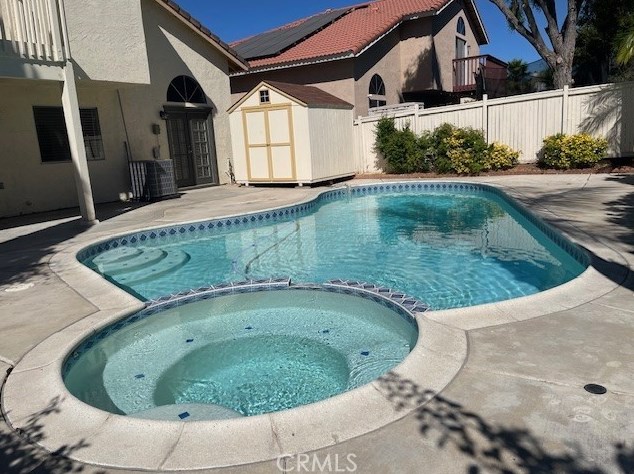 24420 Oakridge Cir, Murrieta, CA 92562