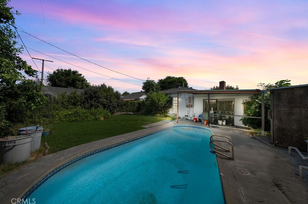 4155 Lomina Ave, Lakewood, CA 90713-3018