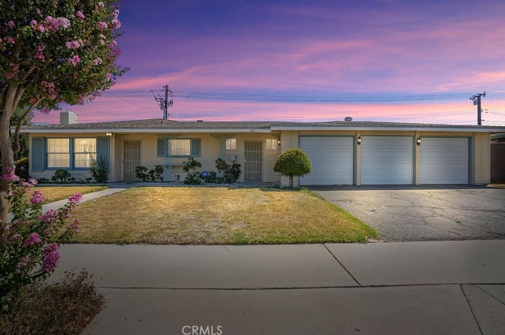 871 E Margarita Rd, Rialto, CA 92376