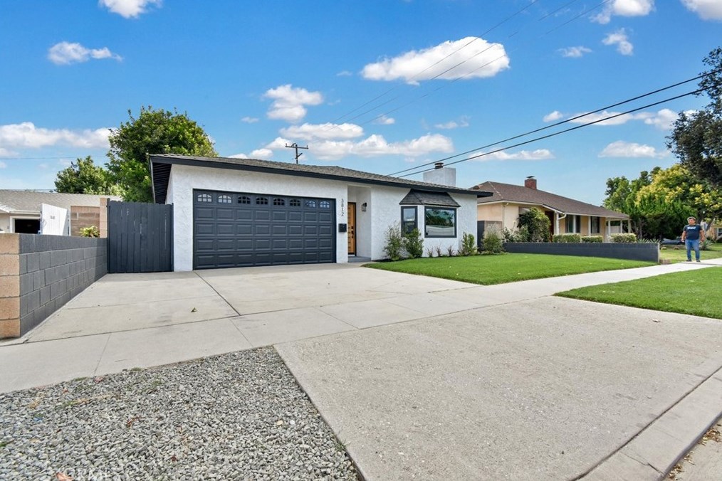 3812 San Anseline Ave, Long Beach, CA 90808-2036