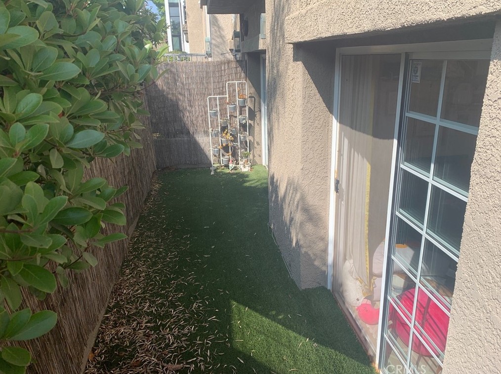 5154 Inglewood Blvd, Los Angeles CA  90230-5974 exterior