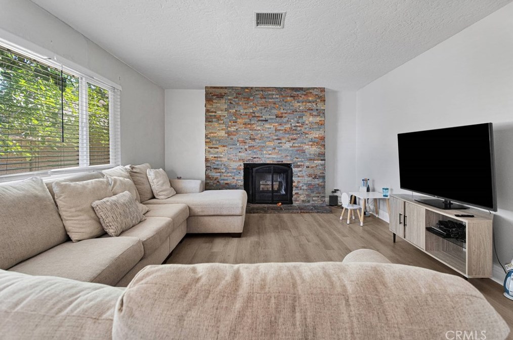 16188 Tawney Ridge Ln, Victorville, CA 92394-1460