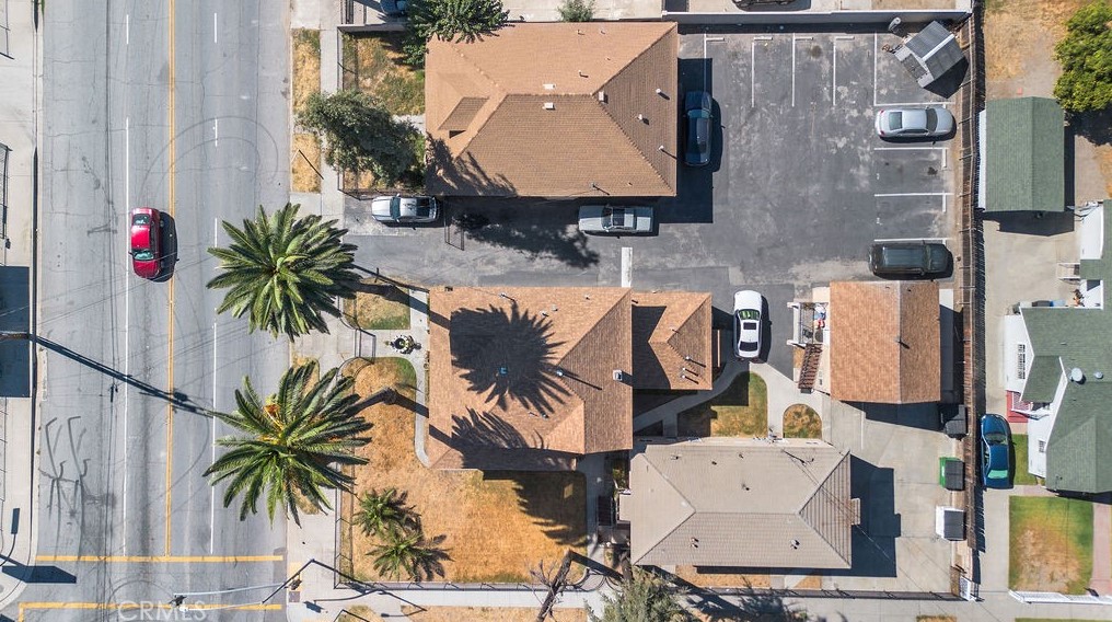 708 9th St, San Bernardino CA  92410-4008 exterior