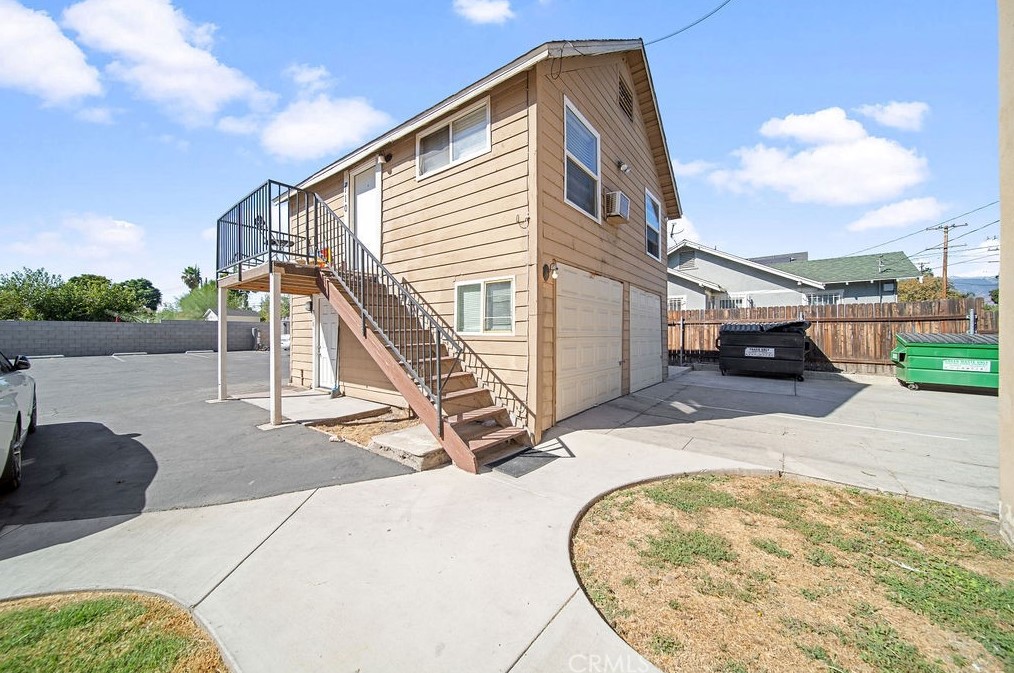 708 9th St, San Bernardino CA  92410-4008 exterior