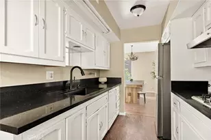 966 Willow Creek Rd, Lake Arrowhead, CA 92352 - Photo 10
