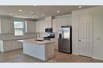 376 Berrybush Street, Hemet, CA 92543 - Photo 2