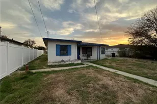 14989 Hibiscus Ave, Fontana, CA 92335 - Photo 4