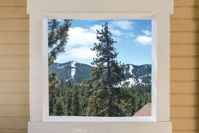 1047 Butte Avenue, Big Bear City, CA 92314 - Photo 24