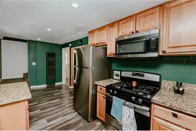 298 Holmes Lane, Sugarloaf, CA 92386 - Photo 10