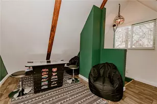 298 Holmes Ln, Sugarloaf, CA 92386 - Photo 20