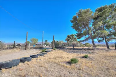45757 Paddington Road, Lucerne Valley, CA 92356 - Photo 14