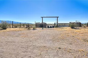 45757 Paddington Rd, Lucerne Valley, CA 92356 - Photo 8
