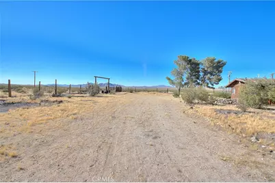 45757 Paddington Road, Lucerne Valley, CA 92356 - Photo 10