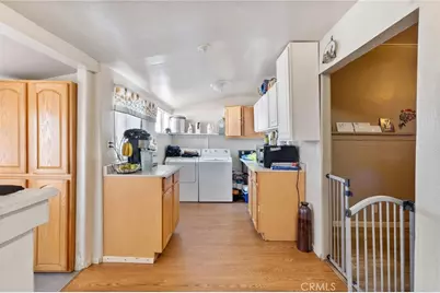 207 E 5th Street, Beaumont, CA 92223 - Photo 16