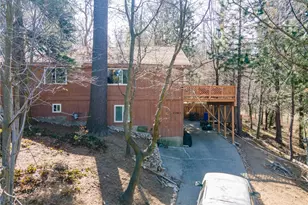 22945 Redwood Way, Crestline, CA 92325 - Photo 2