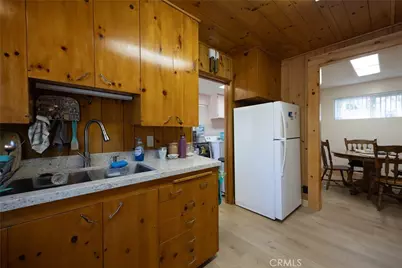 22945 Redwood Way, Crestline, CA 92325 - Photo 20