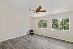 23511 Lake Dr, Crestline, CA 92325 - Photo 8