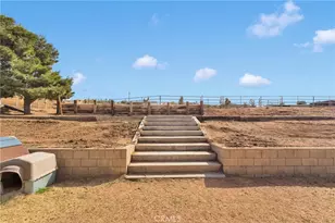 25733 Roundup Way, Apple Valley, CA 92308 - Photo 42