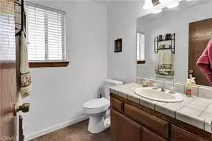 25733 Roundup Way, Apple Valley, CA 92308 - Photo 22