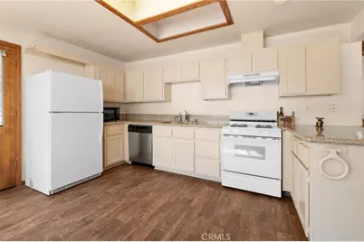 252 Riverside Avenue, Sugarloaf, CA 92386 - Photo 8