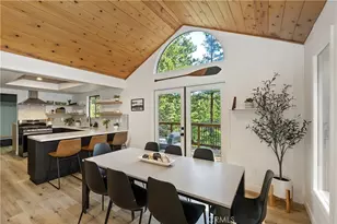 26591 Thunderbird Dr, Lake Arrowhead, CA 92352 - Photo 10