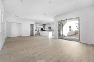 27409 Creekwood Ln, Valencia, CA 91381 - Photo 4