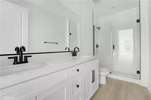 27346 Creekwood Ln, Valencia, CA 91381 - Photo 8