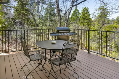28916 North Shore Road, Lake Arrowhead, CA 92352 - Photo 38