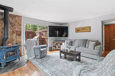 458 Clubhouse Drive, Twin Peaks, CA 92391 - Photo 4