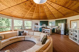 721 Chillon Dr, Crestline, CA 92325 - Photo 14