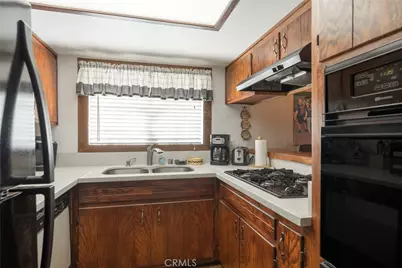 301 Downey Drive, Big Bear City, CA 92314 - Photo 18