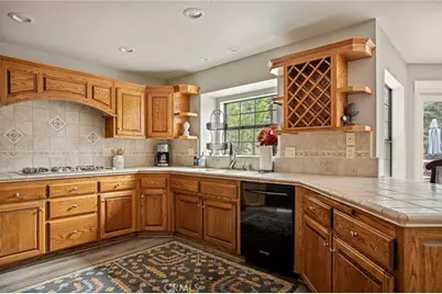 26122 Augusta Drive, Lake Arrowhead, CA 92352 - Photo 10