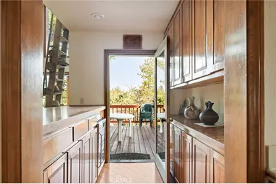 32424 Snowshoe Lane, Running Springs, CA 92382 - Photo 12