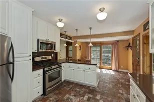 242 Holiday Dr, Lake Arrowhead, CA 92352 - Photo 24