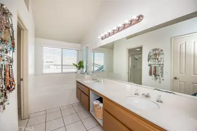 3251 Mountainside Drive, Corona, CA 92882 - Photo 16