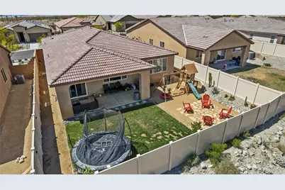 62892 Loftwood Street, Desert Hot Springs, CA 92240 - Photo 4