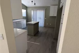 10736 Dove Ct, Adelanto, CA 92301 - Photo 16