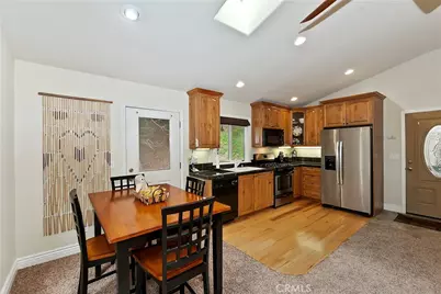 23776 Lakeview Drive, Crestline, CA 92325 - Photo 8