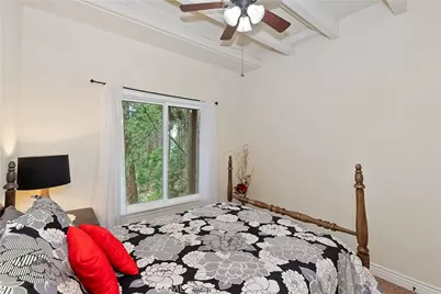 23776 Lakeview Drive, Crestline, CA 92325 - Photo 30