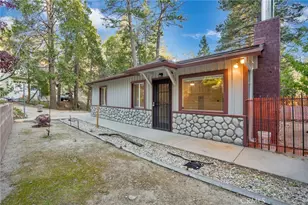 32159 Cove Cir, Running Springs, CA 92382 - Photo 1