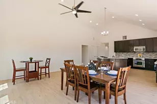 9255 Fortuna Ave, Yucca Valley, CA 92284 - Photo 12