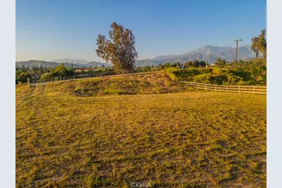 34077 5th Place, Yucaipa, CA 92399 - Photo 8