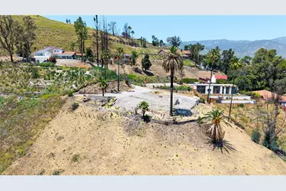875 W Vista Dr, San Bernardino, CA 92405 - Photo 20