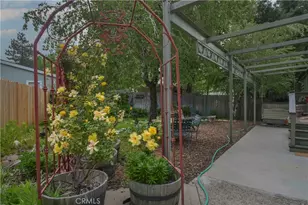 22899 Byron Rd, Crestline, CA 92322 - Photo 22