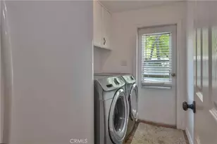 22899 Byron Rd, Crestline, CA 92322 - Photo 16